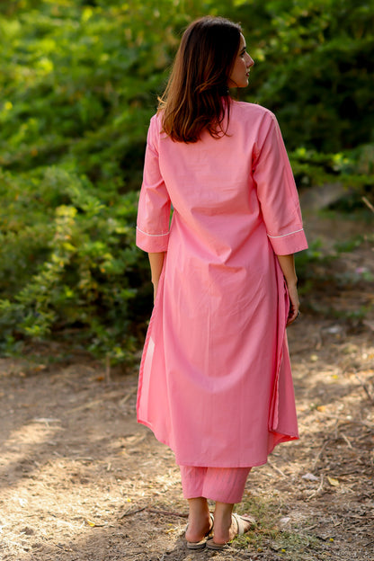 Gulnaar Pink Kurta and Clinched Pants Set