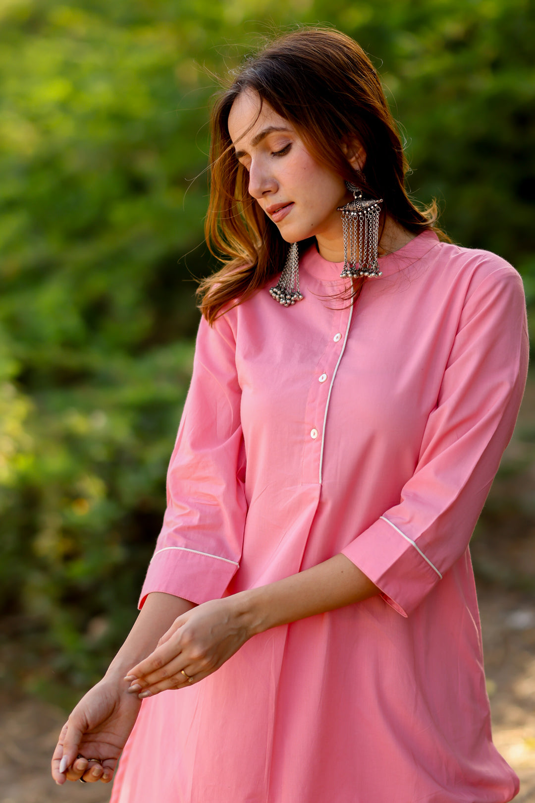 Gulnaar Pink Kurta and Clinched Pants Set