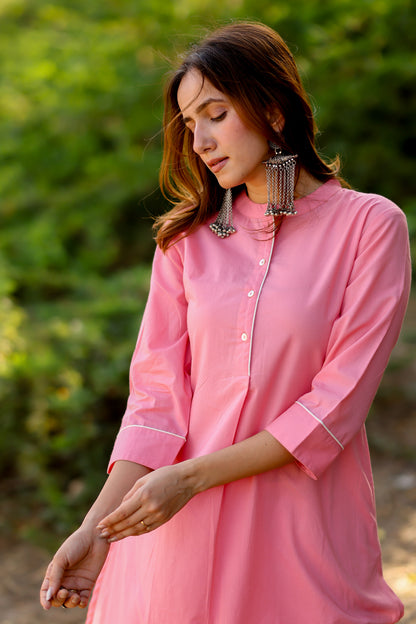 Gulnaar Pink Kurta and Clinched Pants Set