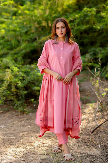 Gulnaar Pink Kurta Set with Dupatta
