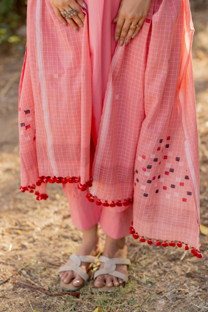 Gulnaar Pink Kurta Set with Dupatta