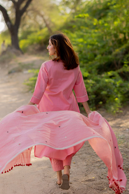 Gulnaar Pink Kurta Set with Dupatta