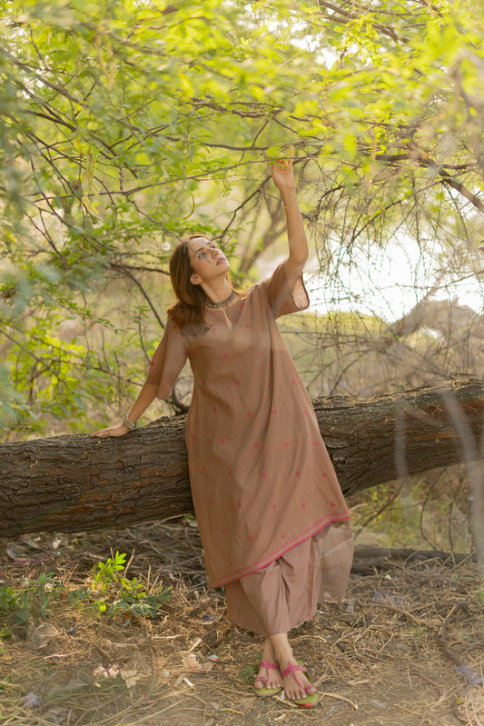 Truffle Pink Jaamdani Kurta Set