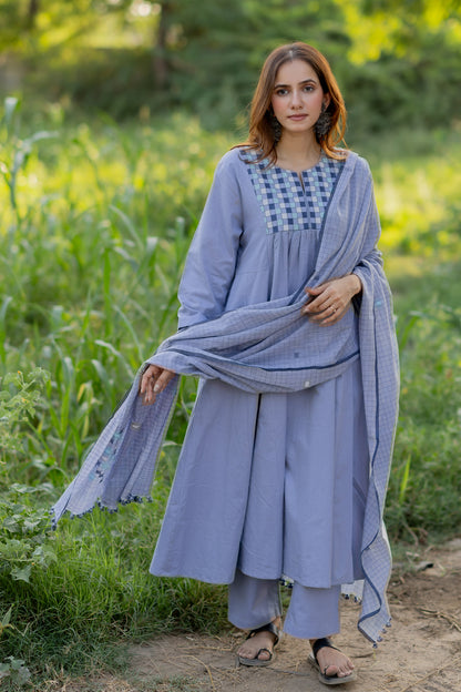 Petal Purple Embroidered Kurta Set with Dupatta