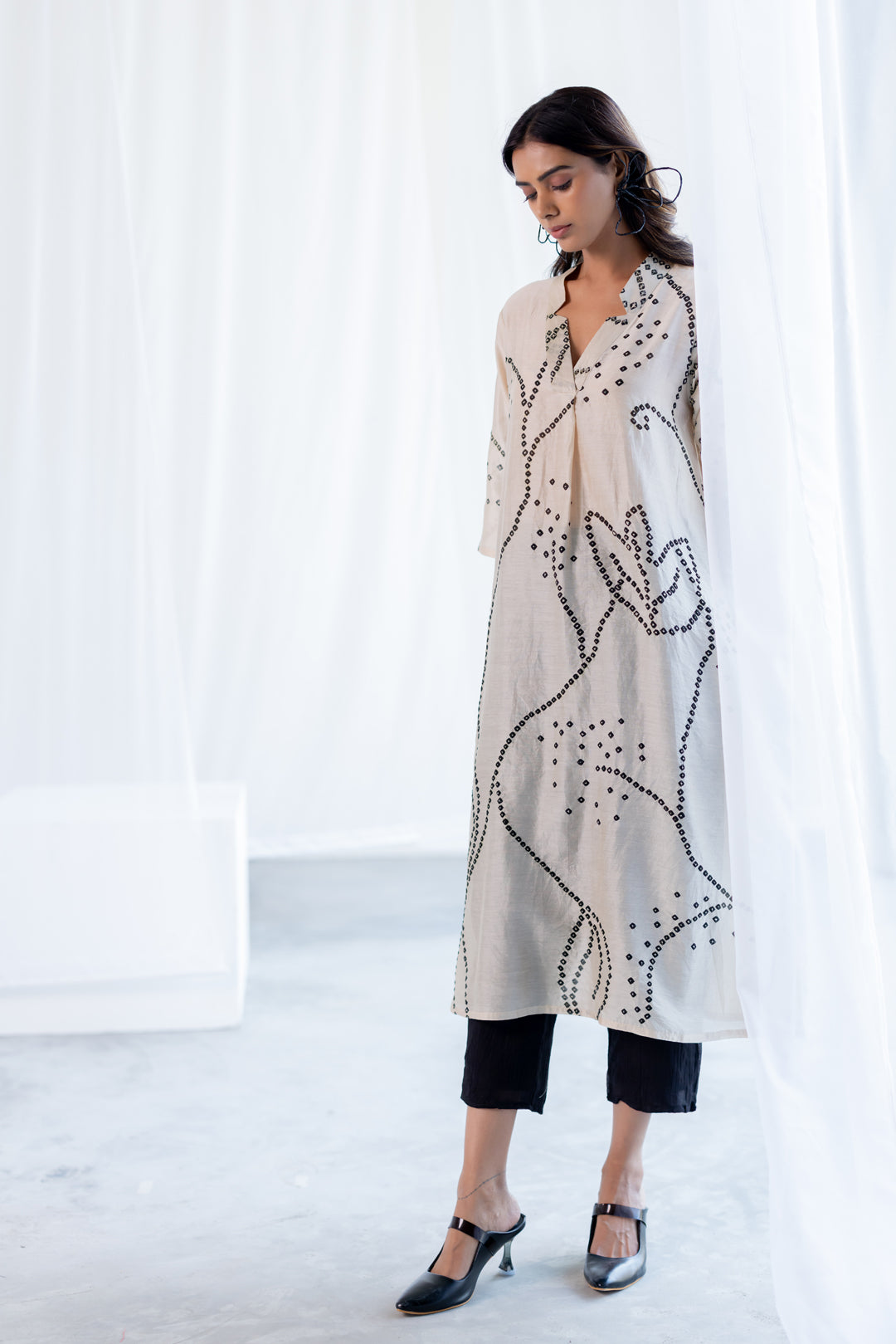 Ecru Bandhani Kurta and Black Pants Set
