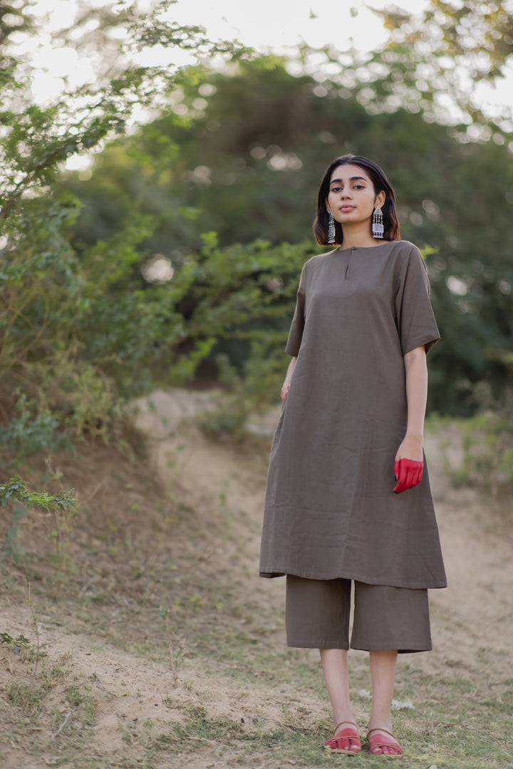 Charcoal Kurta and Culottes Set – Silai Studio